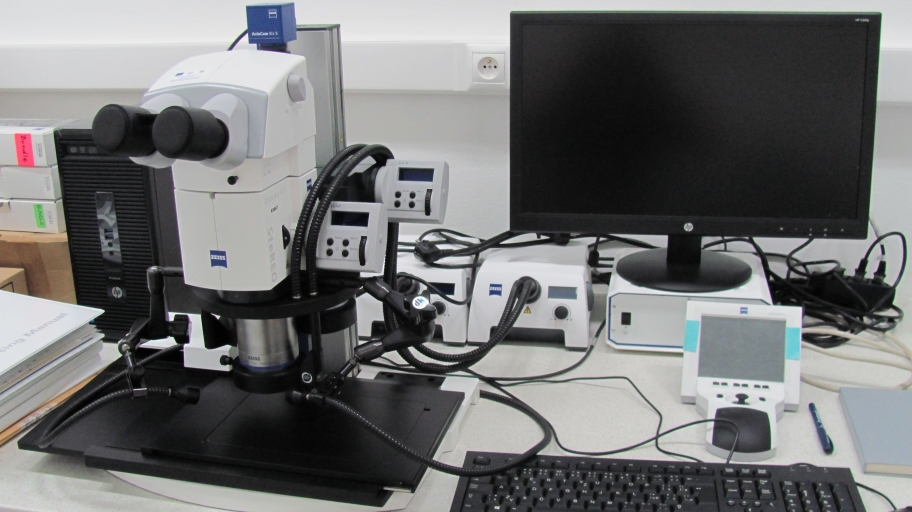 Microscope_Carl_Zeiss_SteREO_Discovery_V20